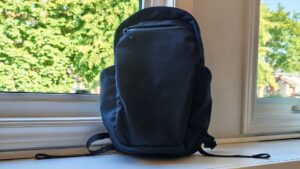 ALPAKA Essentials Pack 22L Backpack Review