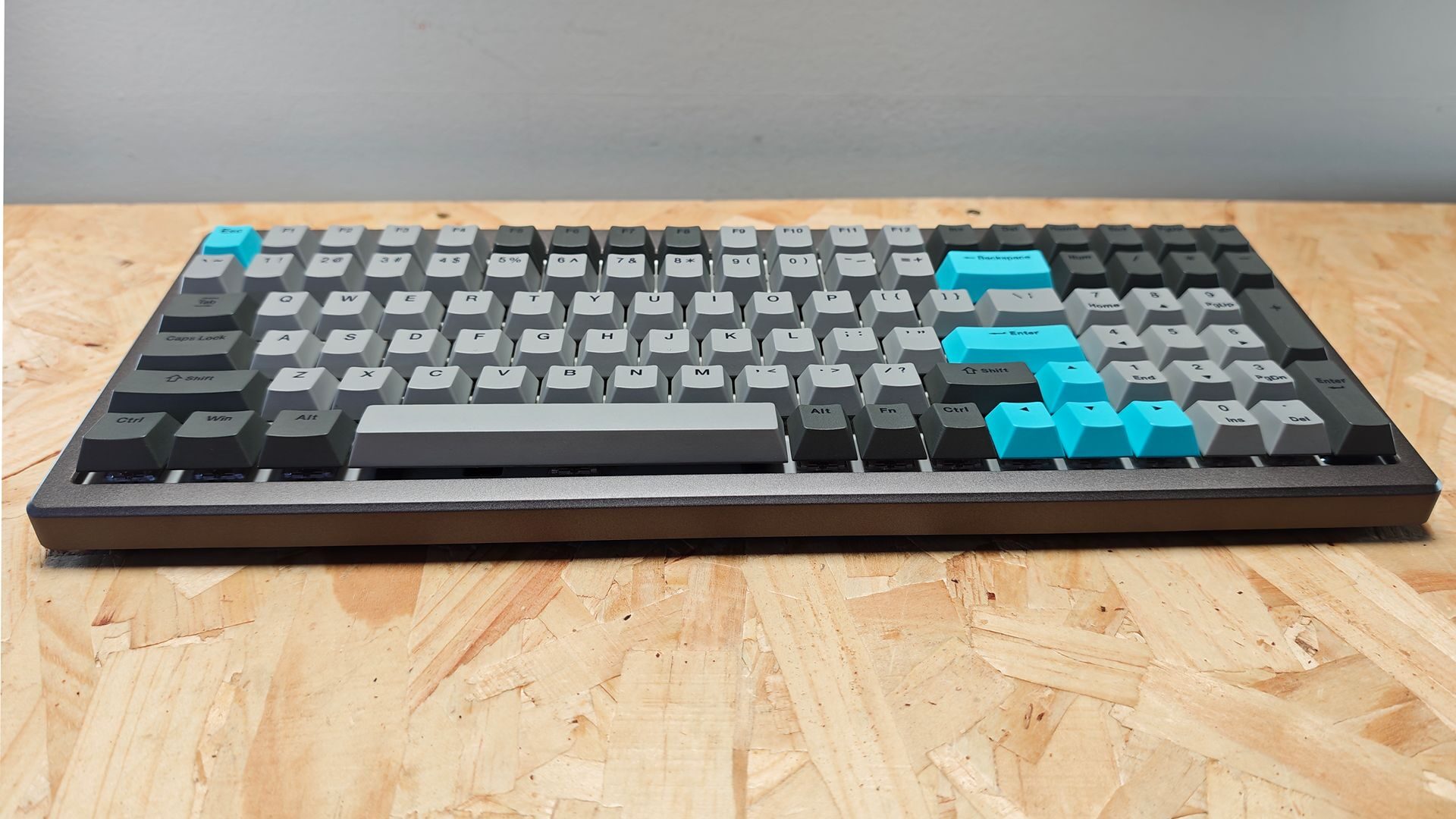 Ducky Cushion 98 Keyboard Review