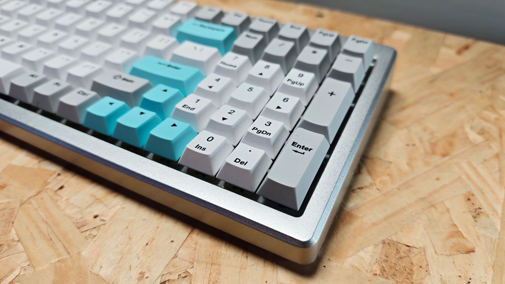 Ducky Cushion 98 Keyboard Review