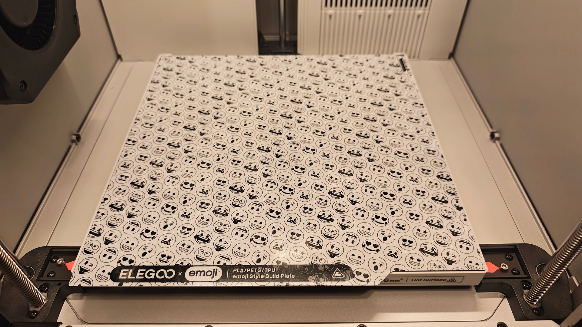 Centauri Carbon 2 Elegoo X Emoji Centauri Carbon 2 Combo 3D Printer Review