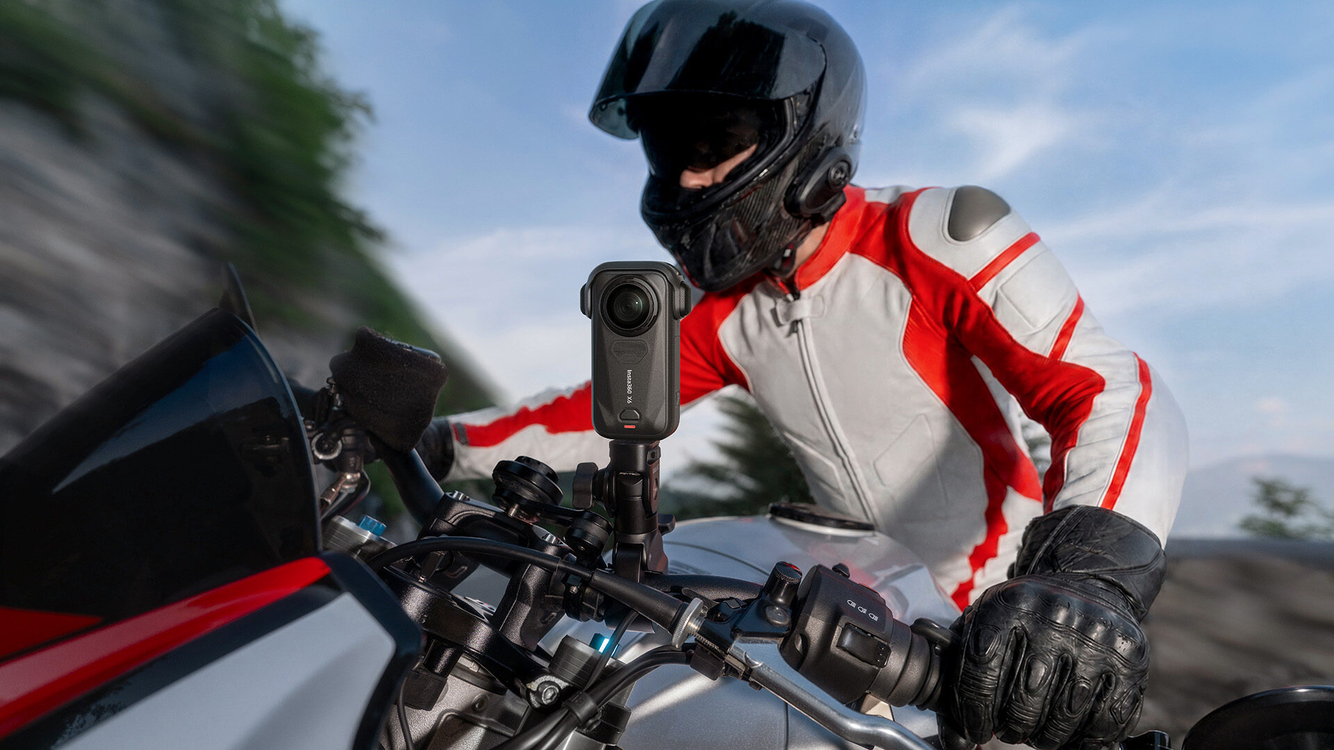 Insta360 Launches The X6, With Specs Revealed About The Latest 8K 360-Degree Camera Insta360 Insta360 Launches The Latest 8K 360 Camera, X6, With Specs Revealed
