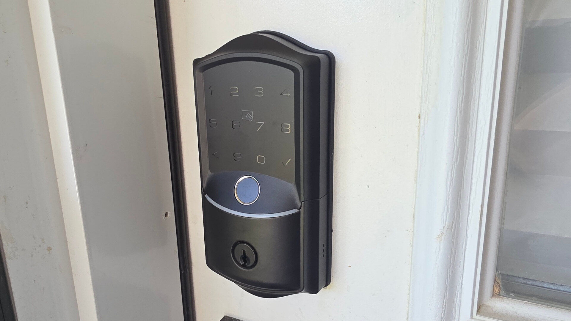 Veise Veise VE027-H Built-in Wi-Fi Fingerprint Smart Deadbolt Lock Review
