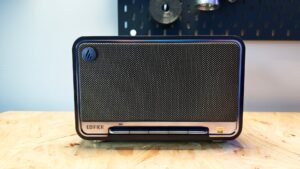 D32 EDIFIER D32 Tabletop Speaker Review
