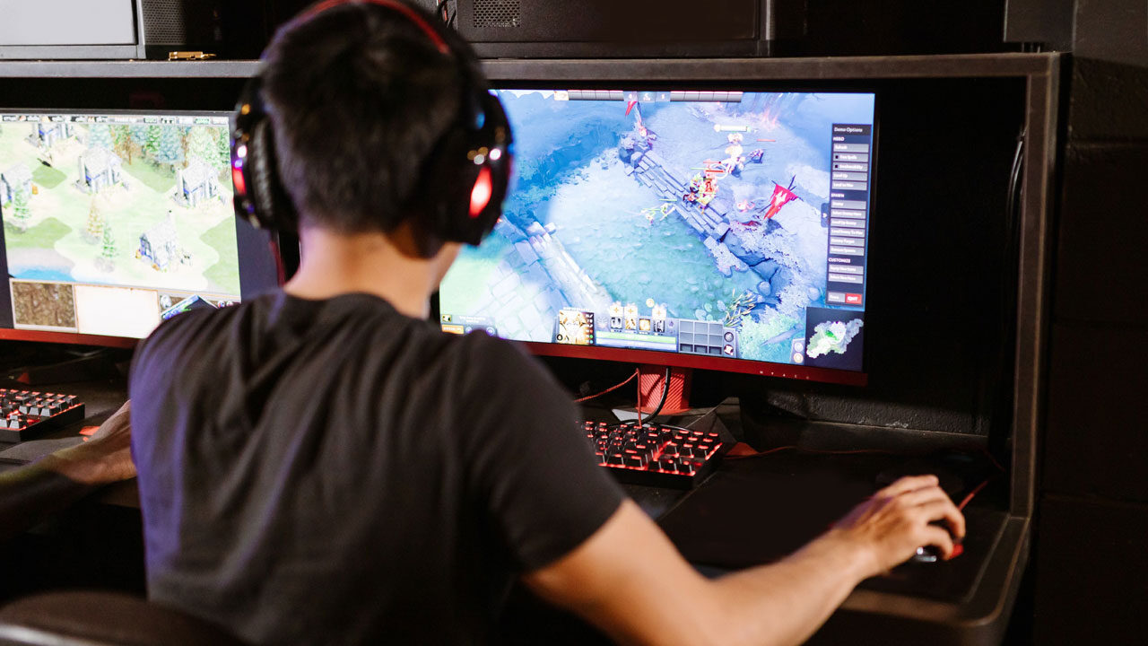 How Online Games Stay Up When Millions of Players Arrive at Once
