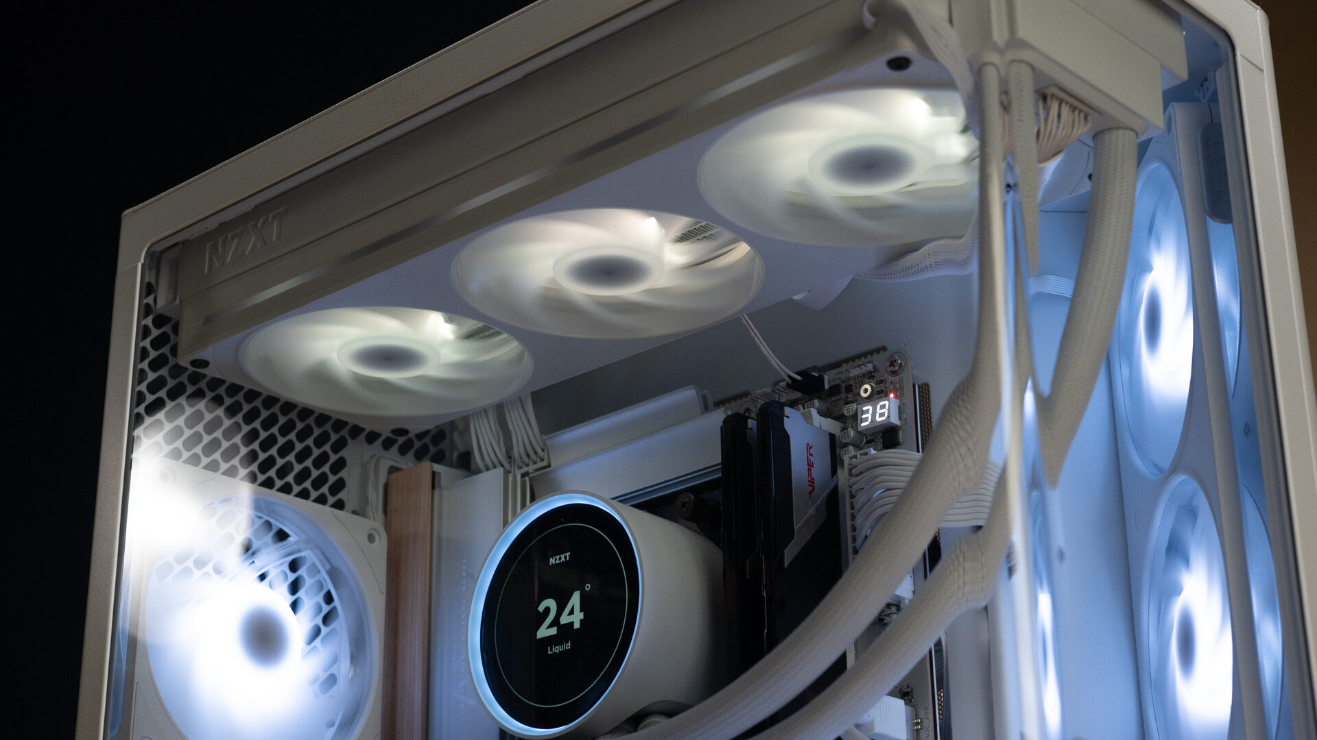 H6 RGB NZXT H6 RGB+ PC Case Review