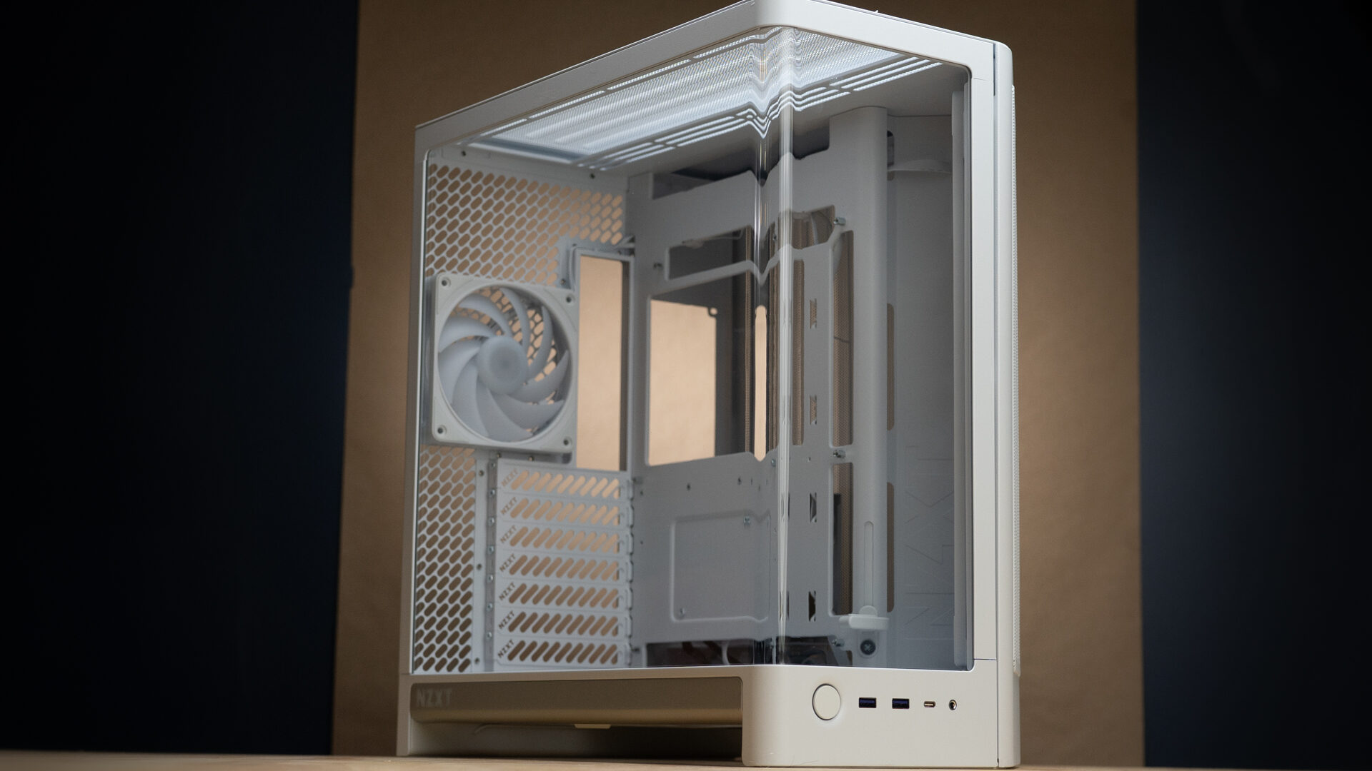 H6 RGB NZXT H6 RGB+ PC Case Review