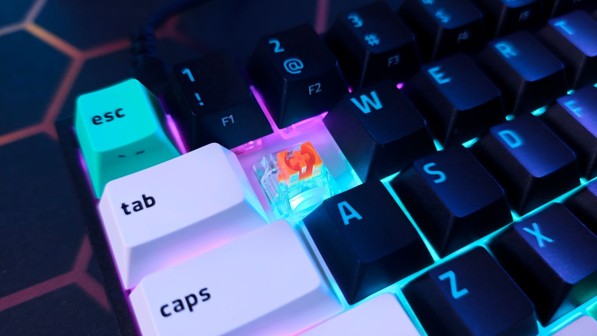 Razer Reclusa X Mini 65% Keyboard Review