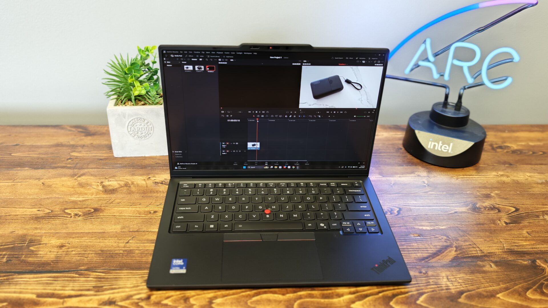 ThinkPad X1 Carbon Gen 14 Laptop Review