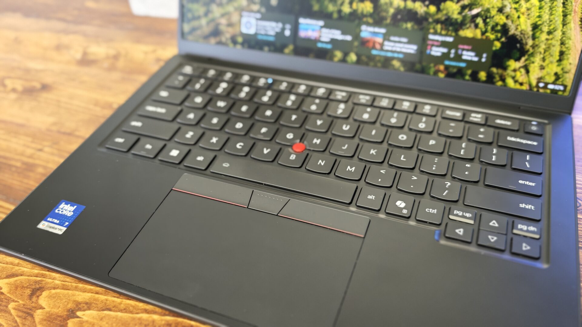 ThinkPad X1 Carbon Gen 14 Laptop Review
