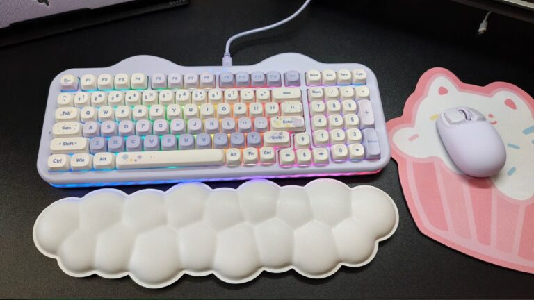 YUNZII C98 Cute Cake Wireless Mechanical Keyboard Review