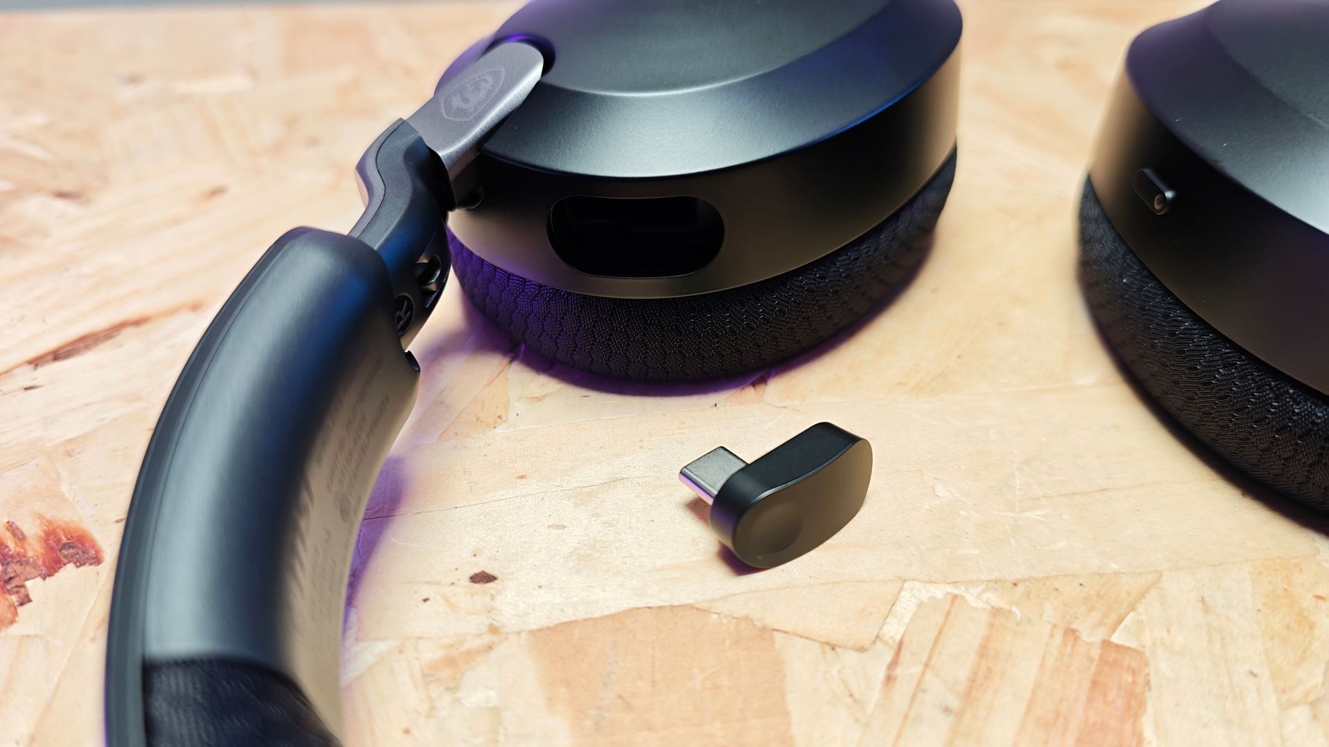 MSI Maestro 500 Wireless Gaming Headset Review