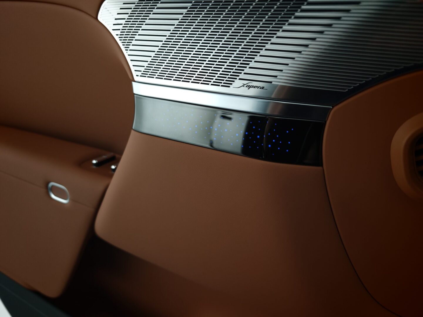 G9L XPENG Launches G9L Flagship SUV in Europe at 2026 Paris Motor Show