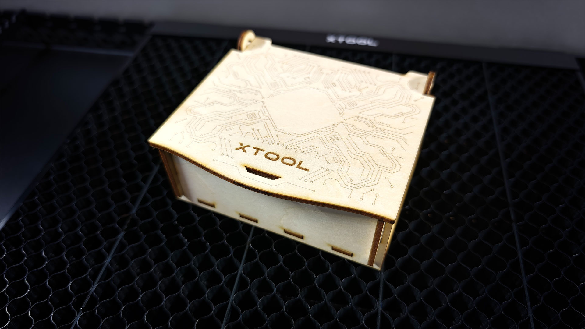 X1 xTool X1 Laser Cutter Engraver Review